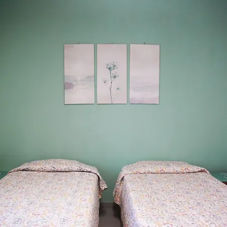 Nanni's House, Stylish Steps From Station Apartment Sant'Agnello